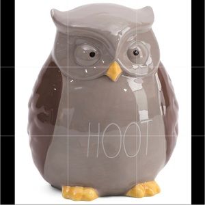 Rae Dunn HOOT owl decor